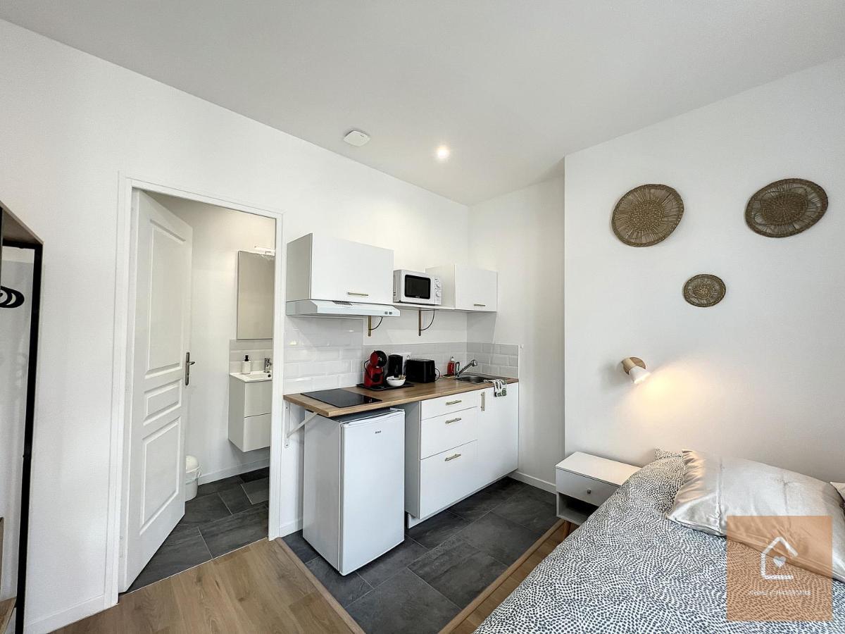 Les Studios D'Elina - Entree Autonome ชาเตลโฮ ภายนอก รูปภาพ