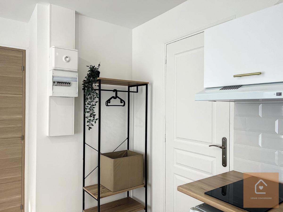 Les Studios D'Elina - Entree Autonome ชาเตลโฮ ภายนอก รูปภาพ
