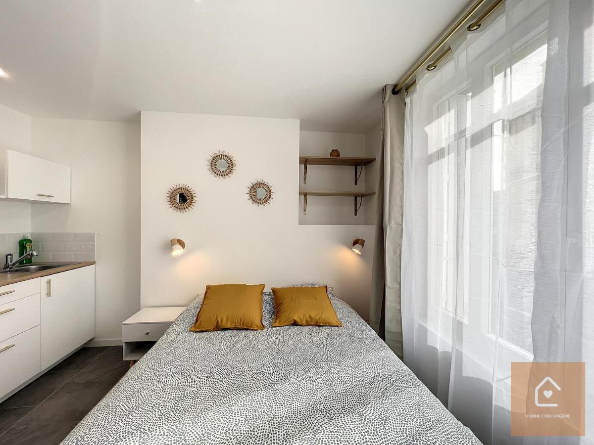 Les Studios D'Elina - Entree Autonome ชาเตลโฮ ภายนอก รูปภาพ