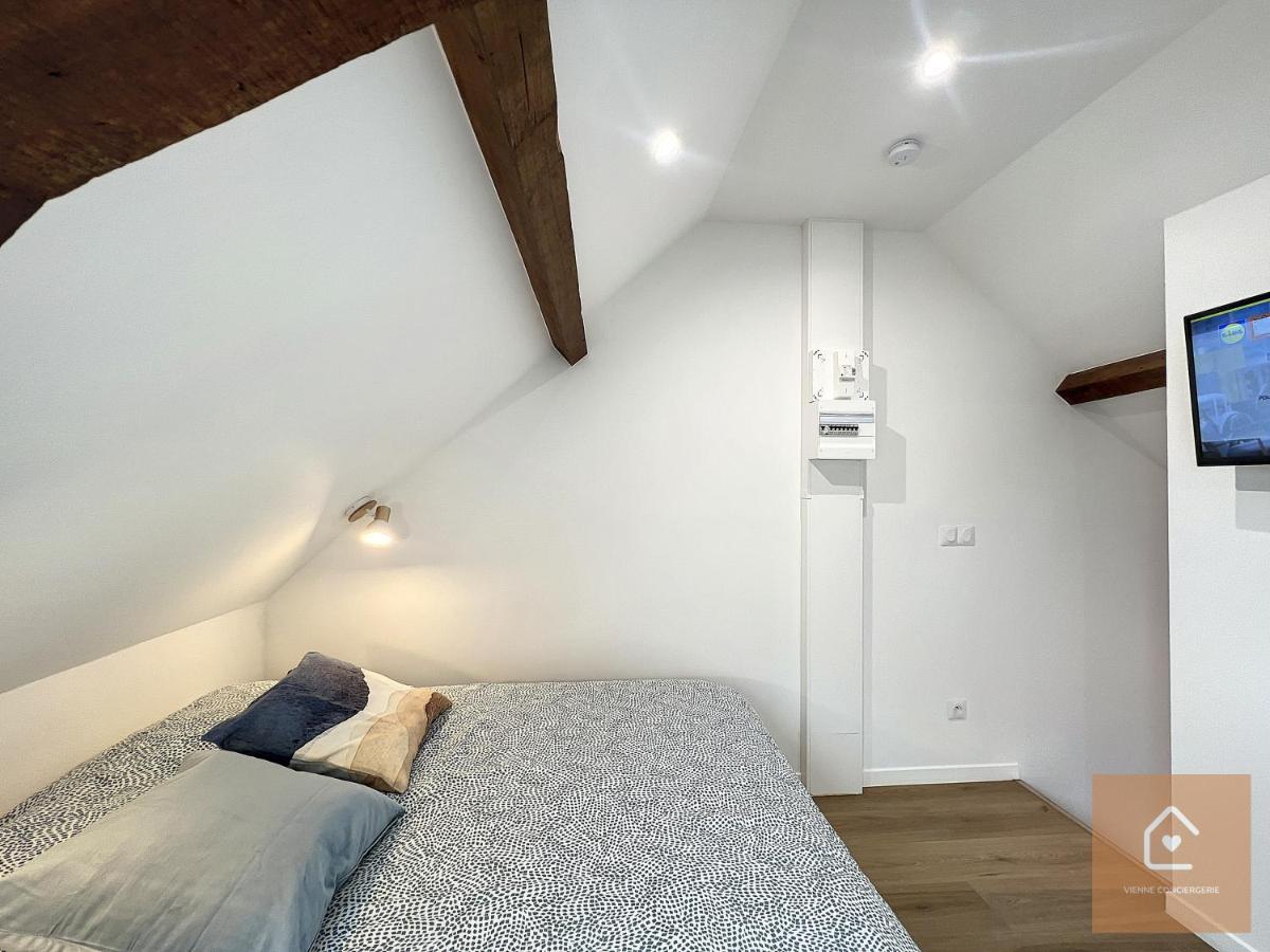 Les Studios D'Elina - Entree Autonome ชาเตลโฮ ภายนอก รูปภาพ