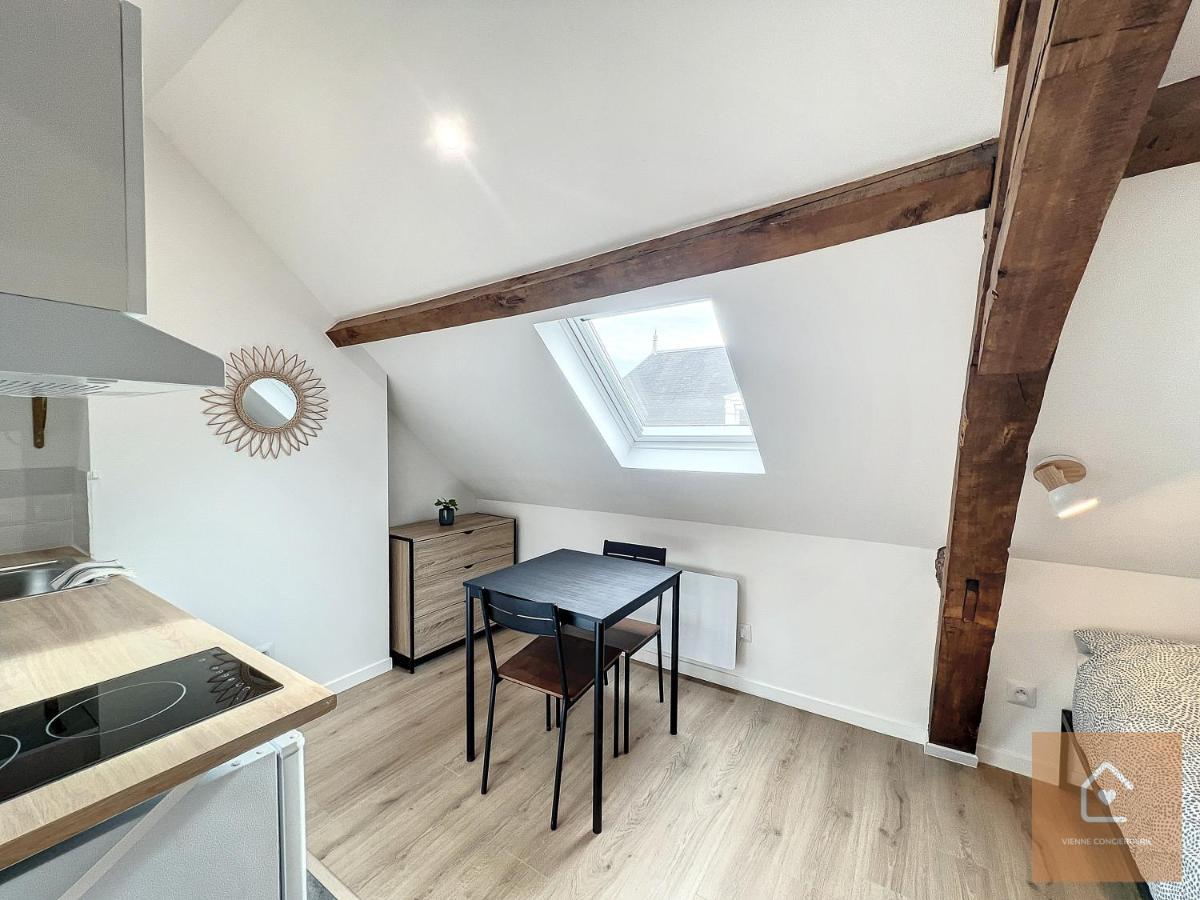 Les Studios D'Elina - Entree Autonome ชาเตลโฮ ภายนอก รูปภาพ