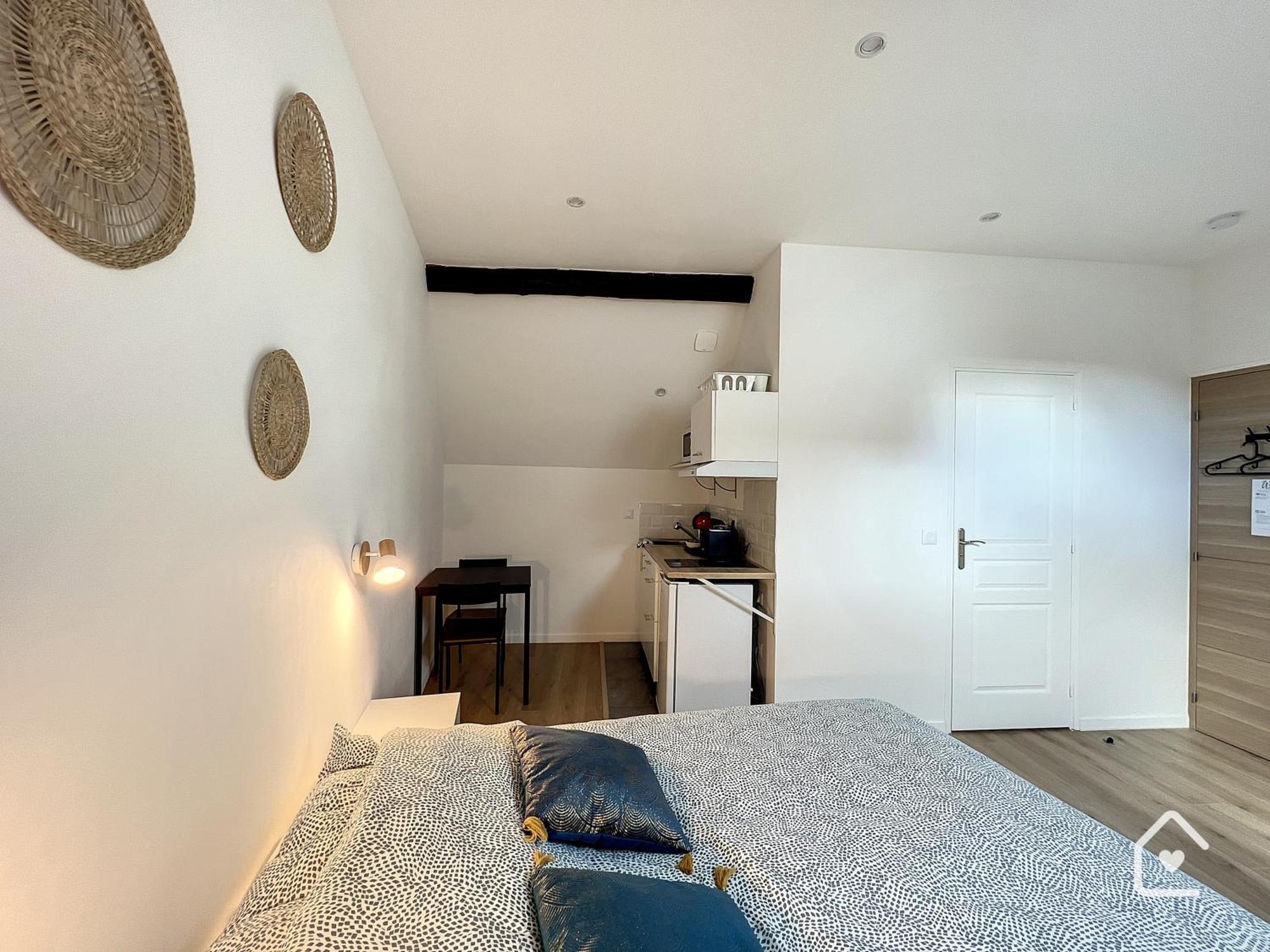 Les Studios D'Elina - Entree Autonome ชาเตลโฮ ภายนอก รูปภาพ