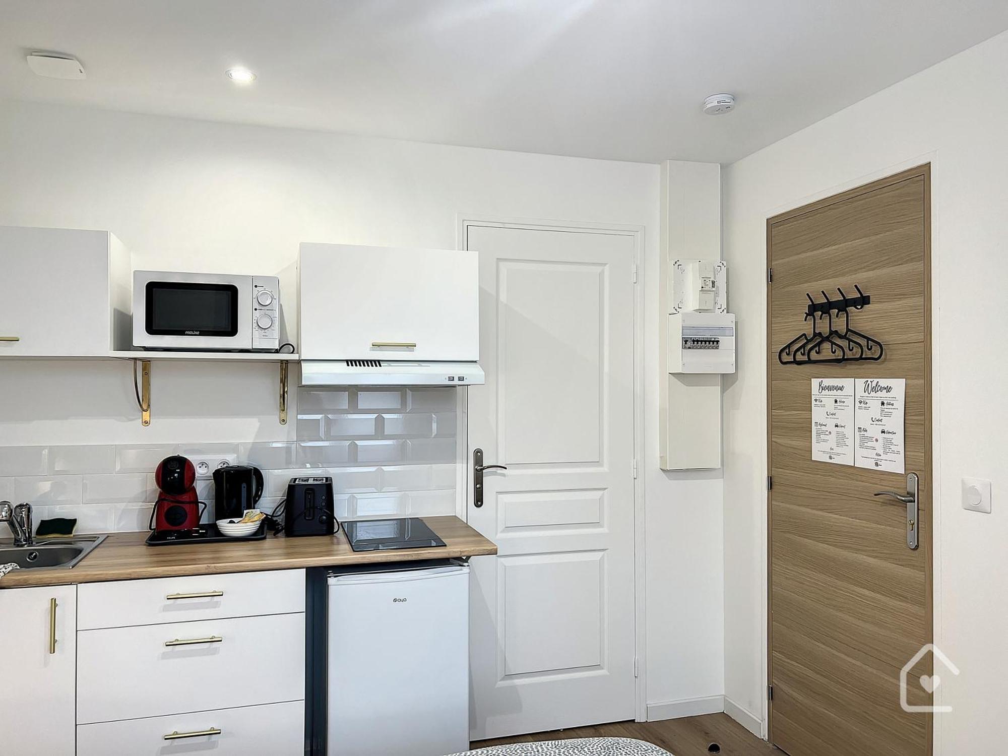 Les Studios D'Elina - Entree Autonome ชาเตลโฮ ภายนอก รูปภาพ